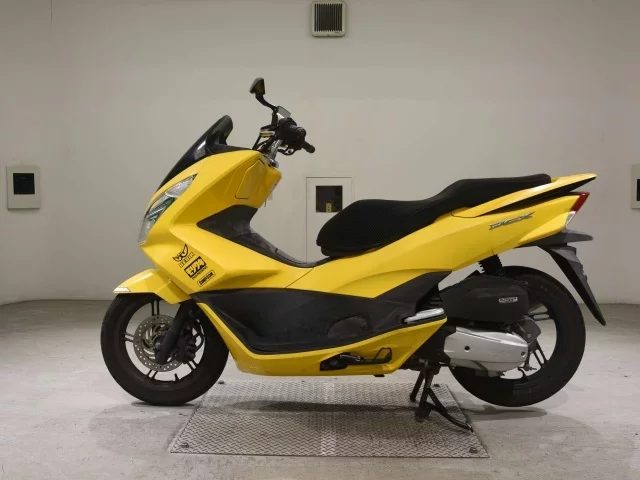 Honda PCX125-2