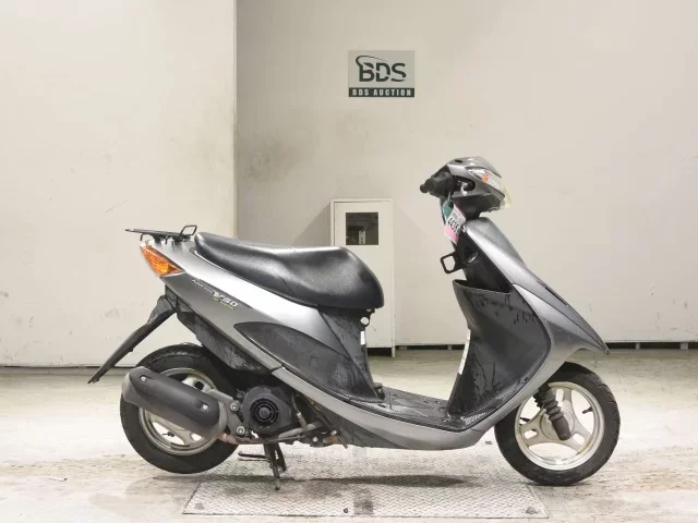 Suzuki ADDRESS V50