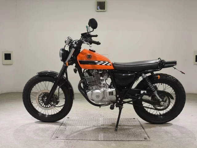 Suzuki GLASS TRACKER BIG BOY