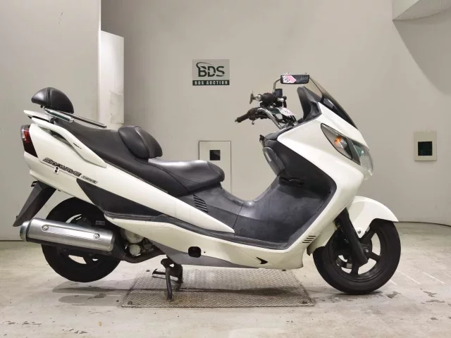 Suzuki SKYWAVE 250S-2