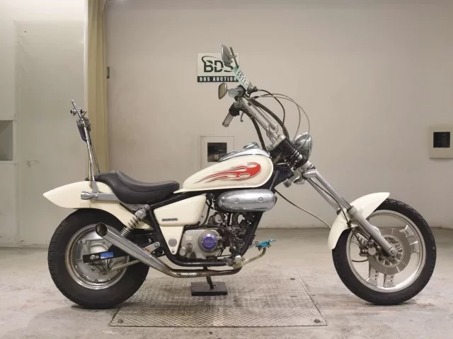 Honda MAGNA 50
