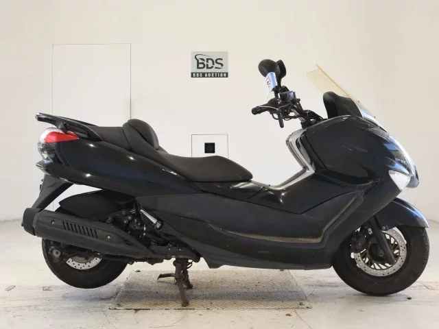 Yamaha MAJESTY 250-4