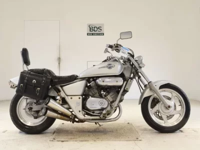 Honda MAGNA 250