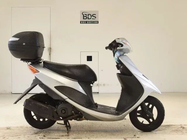 Suzuki ADDRESS V50