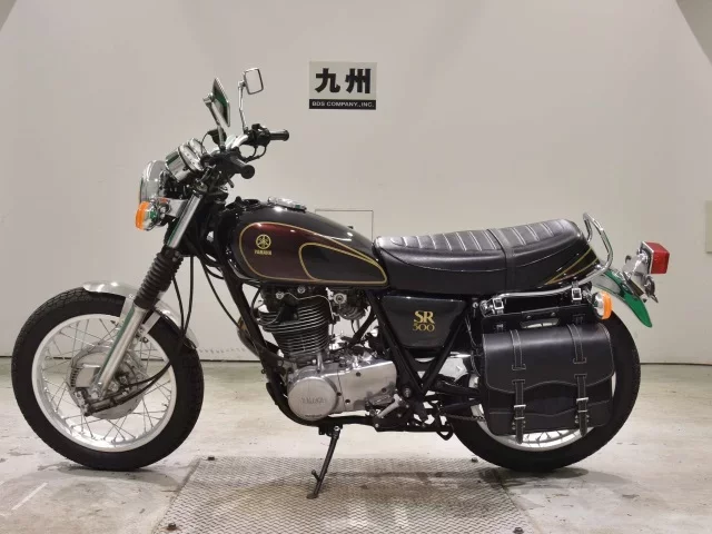 Yamaha SR500-1