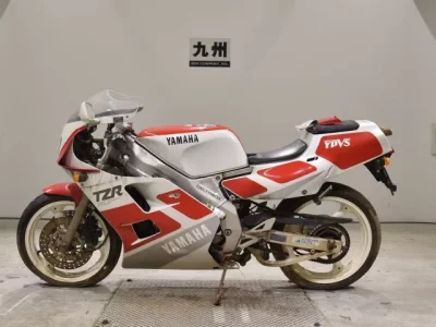 Yamaha TZR250-3