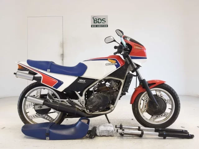Honda MVX250F