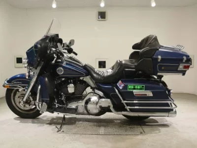 Harley-Davidson HARLEY FLHTCUI1340