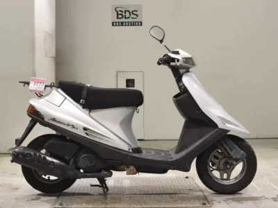 Suzuki ADDRESS V100