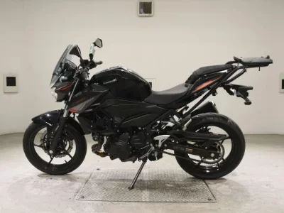Kawasaki Z400-2