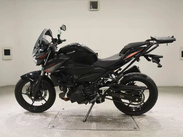 Kawasaki Z400-2