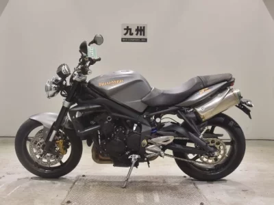 Triumph TRIUMPH STREET TRIPLE R