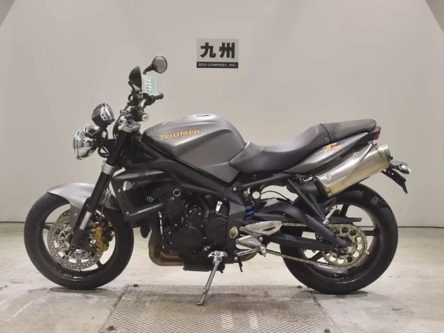 Triumph TRIUMPH STREET TRIPLE R