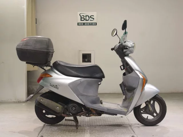 Suzuki LET S5