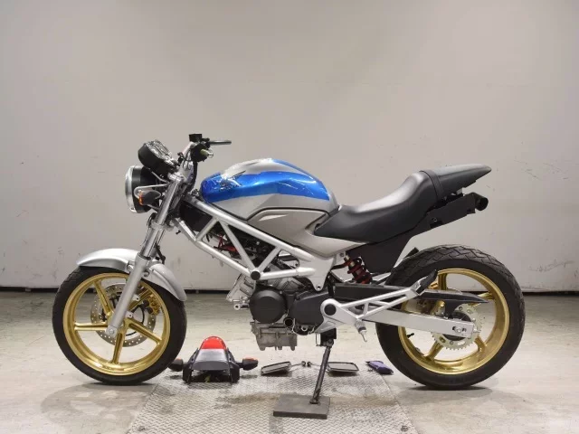 Honda VTR250