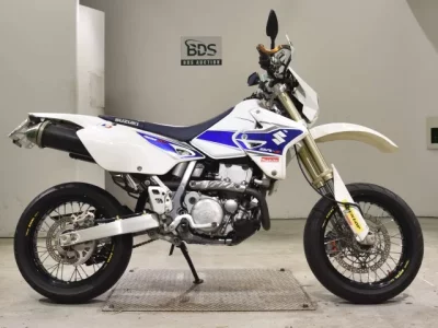 Suzuki DR-Z400SM