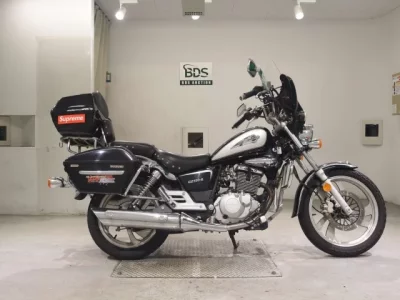 Suzuki GZ150
