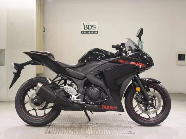 Yamaha YZF-R25