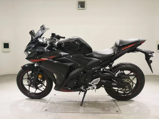 Yamaha YZF-R25