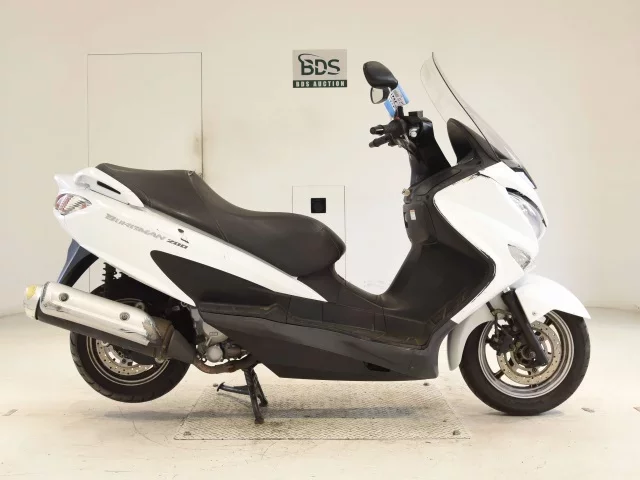 Suzuki BURGMAN200