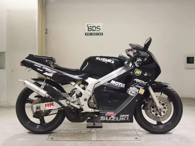 Suzuki RGV250
