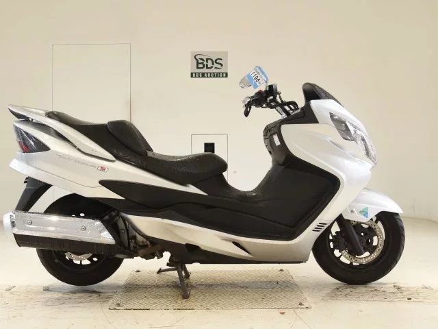 Suzuki SKYWAVE 250S-3