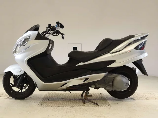 Suzuki SKYWAVE 250S-3