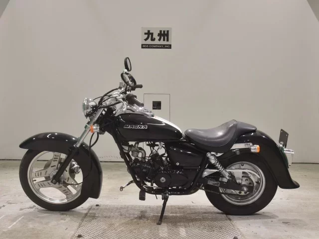 Honda MAGNA 50