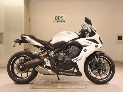 Honda CBR650R