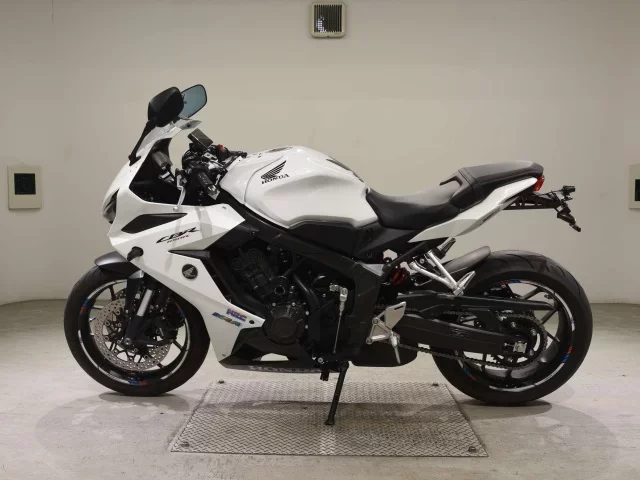 Honda CBR650R