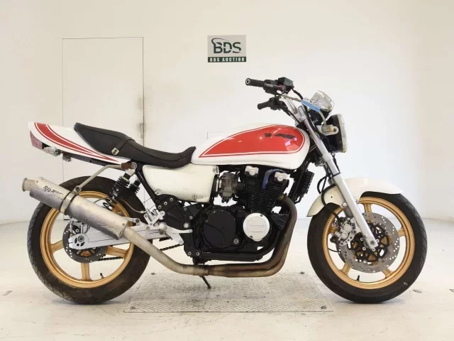 Kawasaki ZEPHYR400 SHO LOUIS NOT EQUIPPED