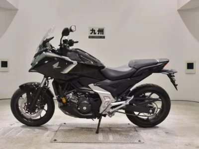 Honda NC750XD-3