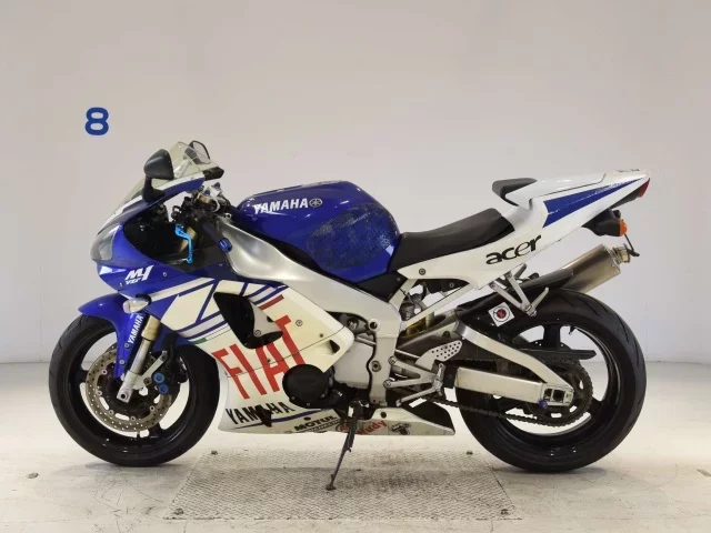 Yamaha YZF-R1