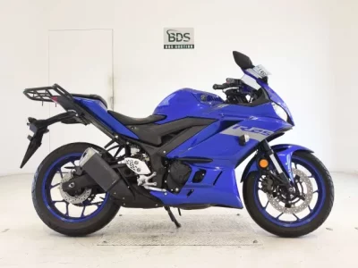 Yamaha YZF-R25A