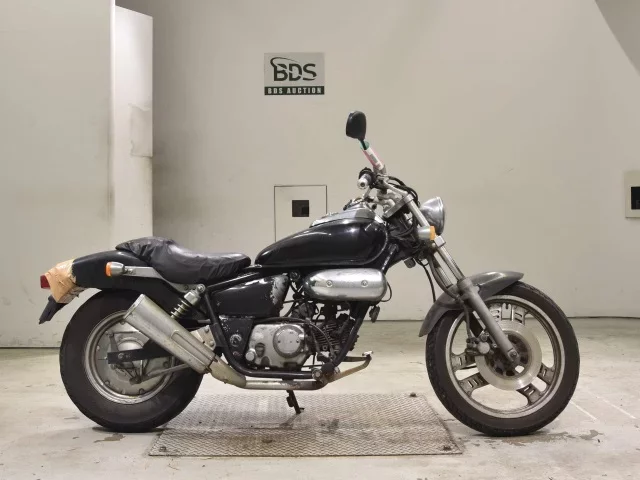 Honda MAGNA 50