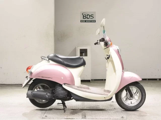 Honda CREA SCOOPY
