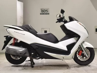 Honda FORZA