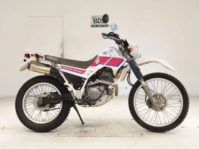 Yamaha SEROW 225W