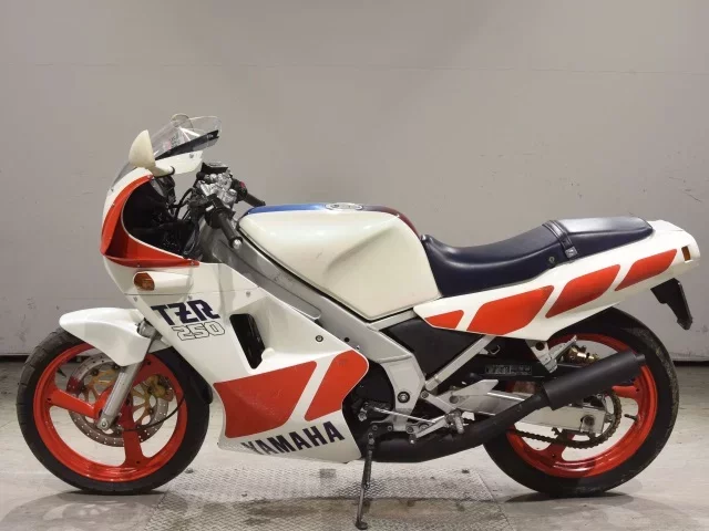 Yamaha TZR250 SHO LOUIS NOT EQUIPPED