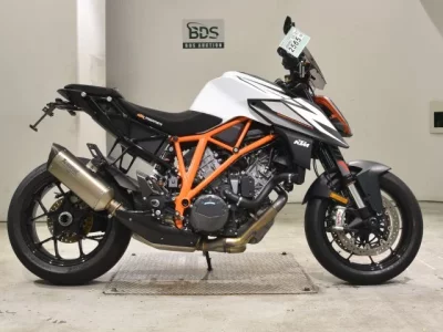 KTM KTM 1290 SUPER DUKE R