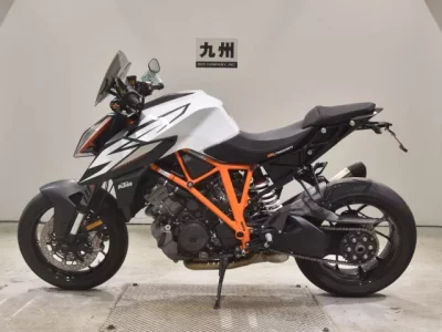 KTM KTM 1290 SUPER DUKE R