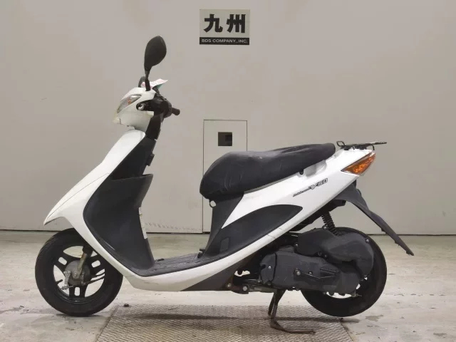 Suzuki ADDRESS V50