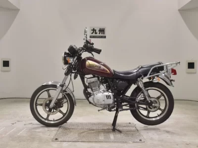 Suzuki GN125-3F