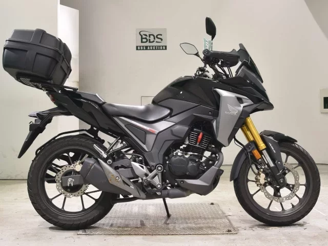 Honda CB200X