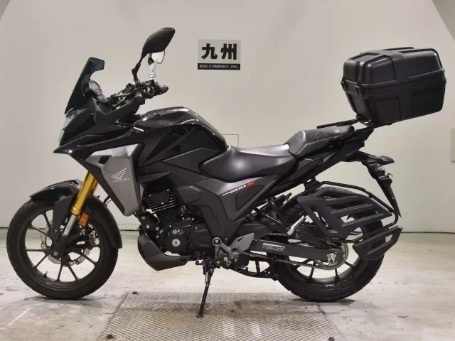Honda CB200X