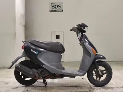 Suzuki LET S4
