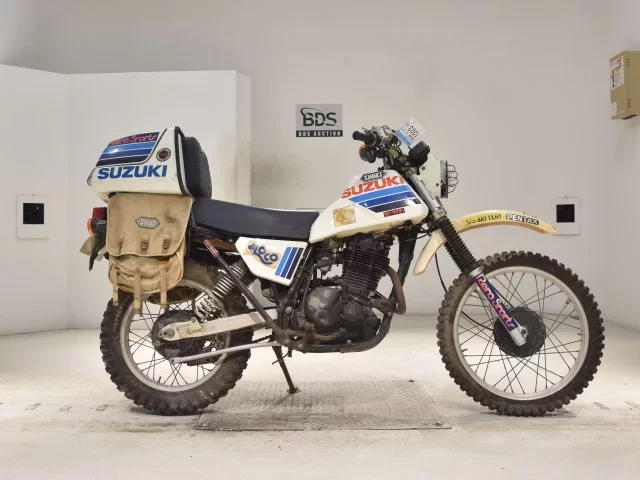 Suzuki DR500 SHO LOUIS NOT EQUIPPED