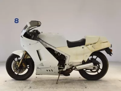 Suzuki RG400 SHO LOUIS NOT EQUIPPED