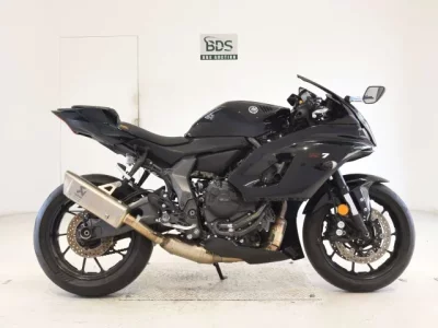 Yamaha YZF-R7