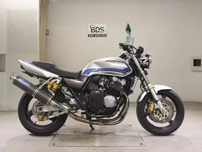 Honda CB400SFV-1